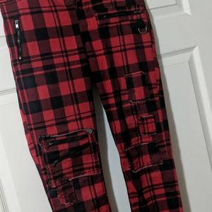 Blackheart black/red plaid super skinny